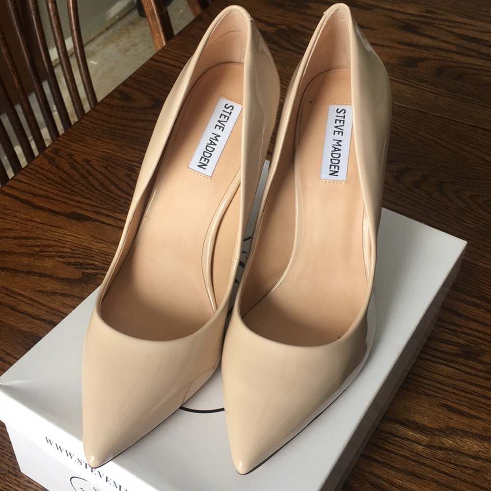 Steve Madden pumps